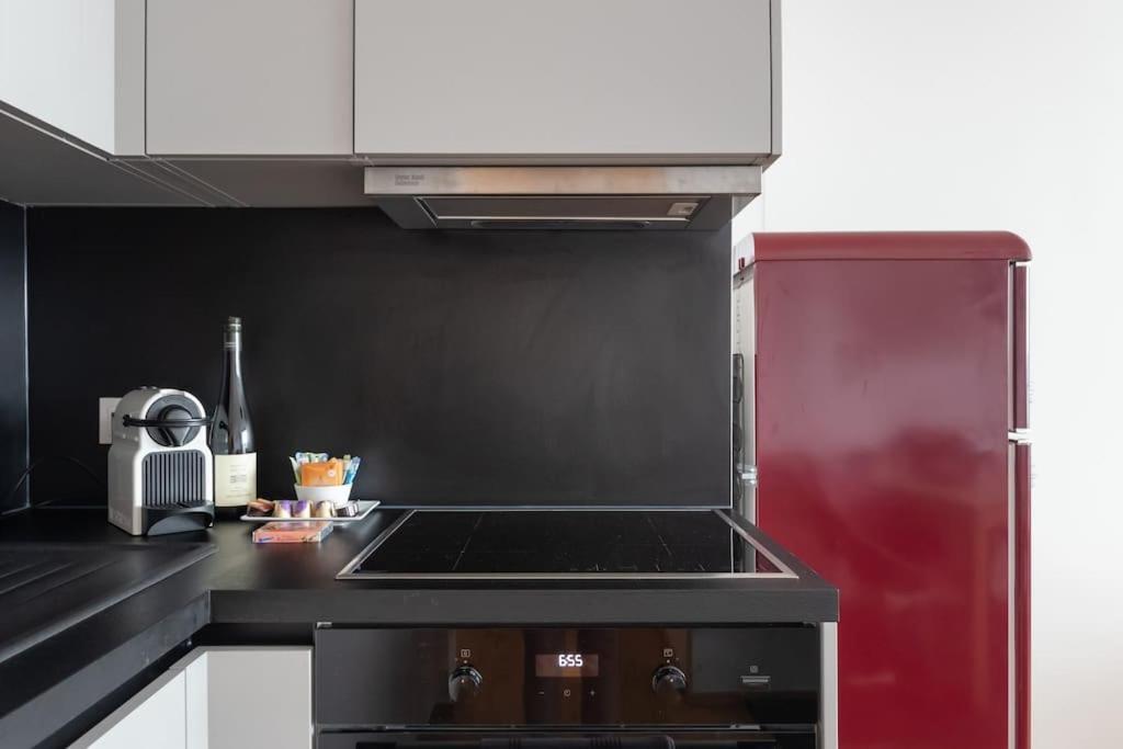 Hoch Hinaus, Neu Und Stilvoll Mit Pool Am Dach Apartman Bécs Kültér fotó