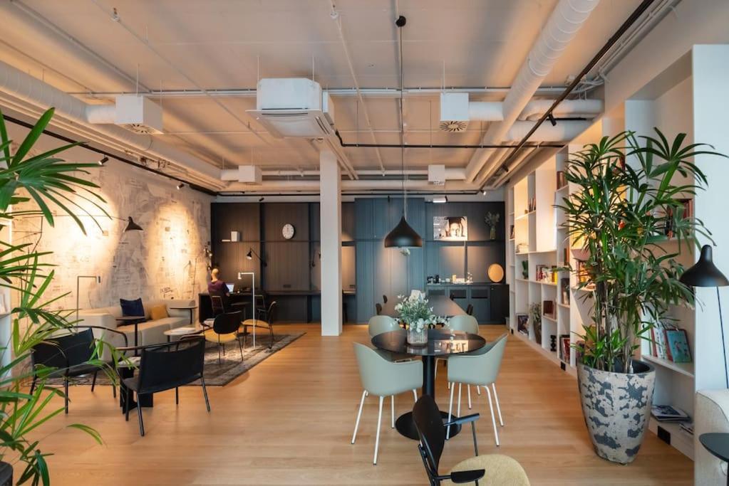 Hoch Hinaus, Neu Und Stilvoll Mit Pool Am Dach Apartman Bécs Kültér fotó