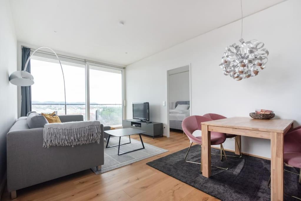 Hoch Hinaus, Neu Und Stilvoll Mit Pool Am Dach Apartman Bécs Kültér fotó